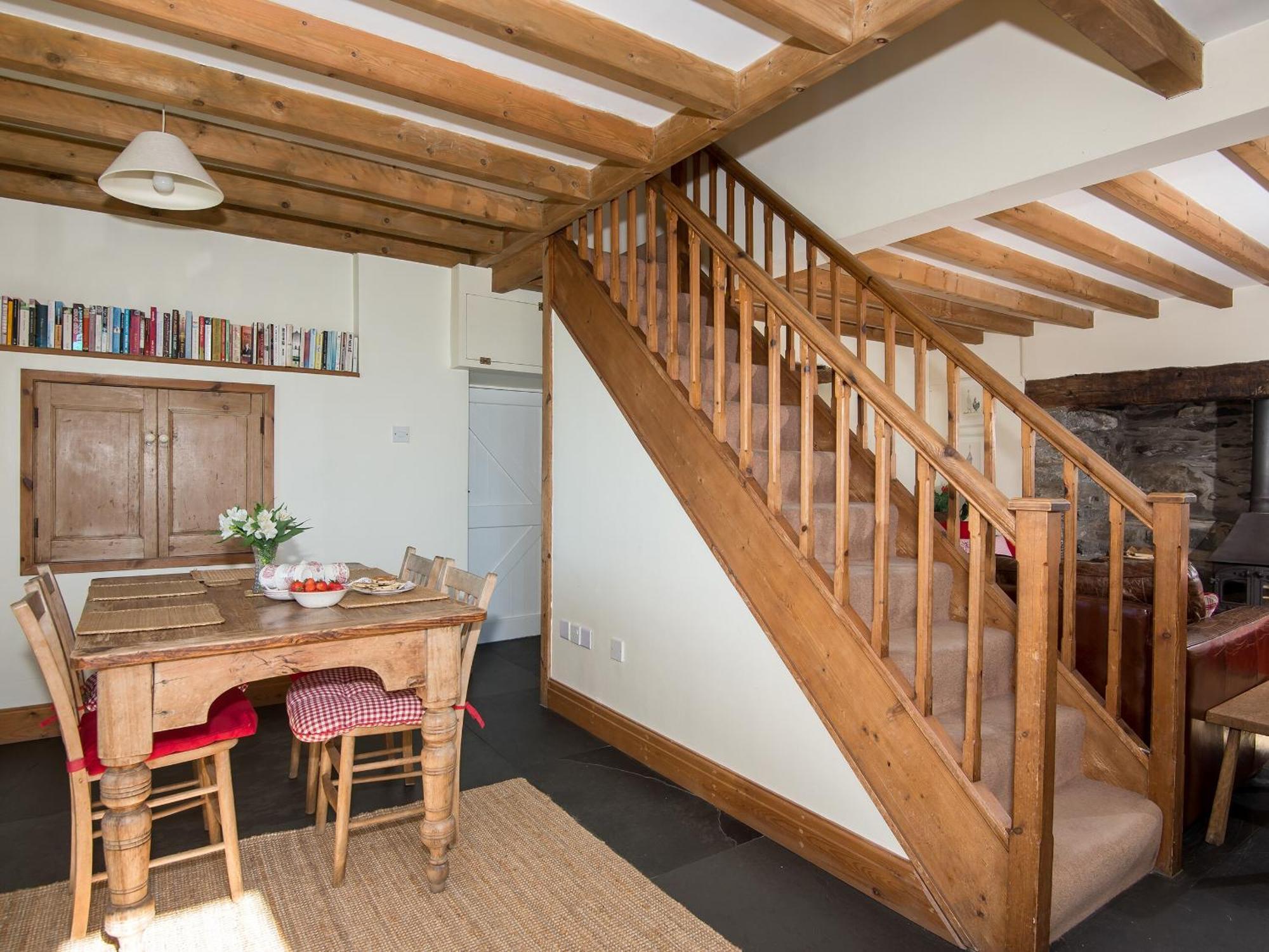 Cefn Bach Villa Capel Garmon Bagian luar foto