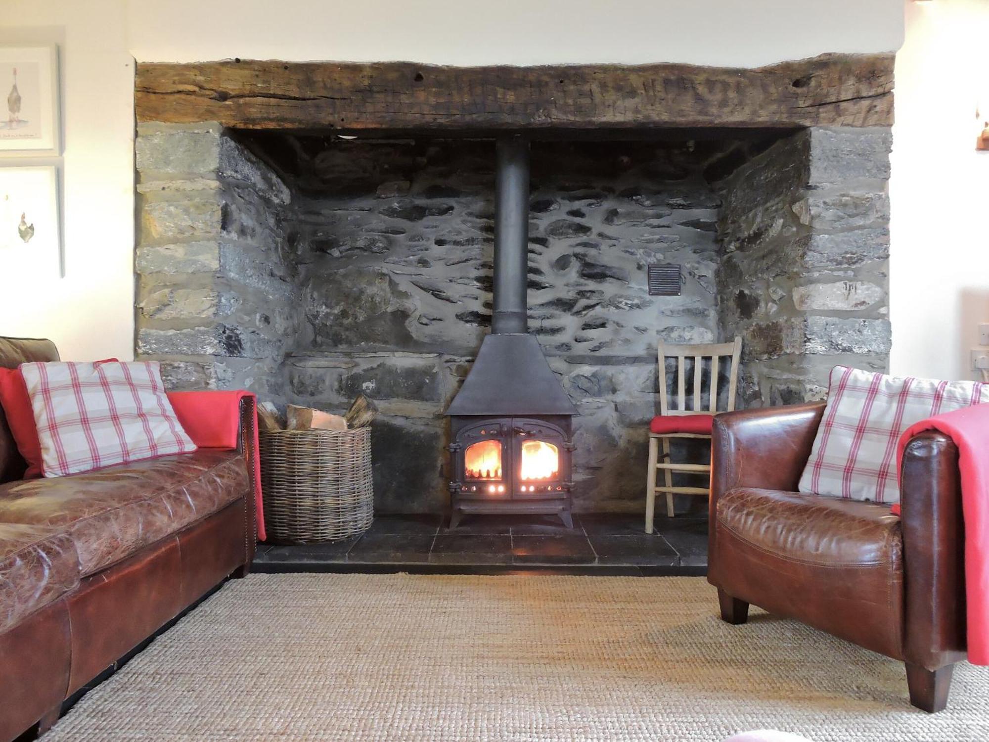 Cefn Bach Villa Capel Garmon Bagian luar foto